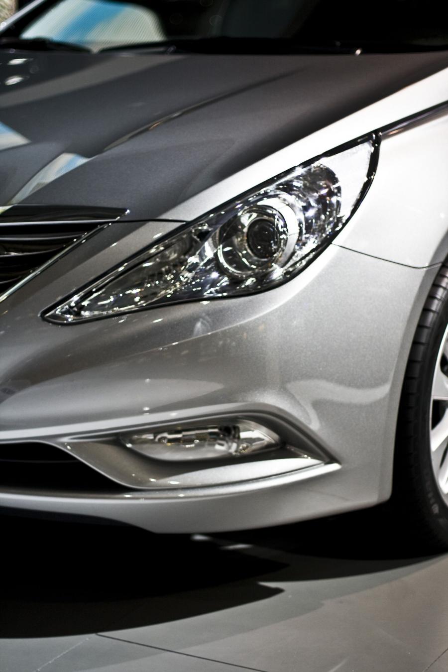  Hyundai Sonata 2010 года  (фото 59 из 162)